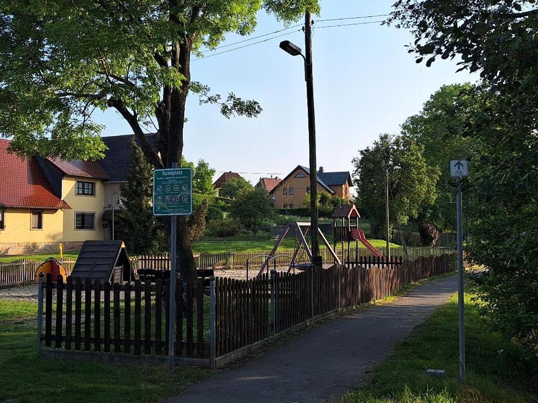 Ferienhaus Herztor Bad Bibra 外观 照片